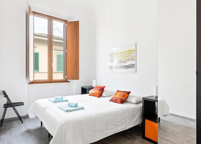 Piazza Alberti With Terrace Apartament